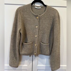 Abercrombie & Fitch collarless sweater cardigan/ lady jacket. Gold buttons.Taupe